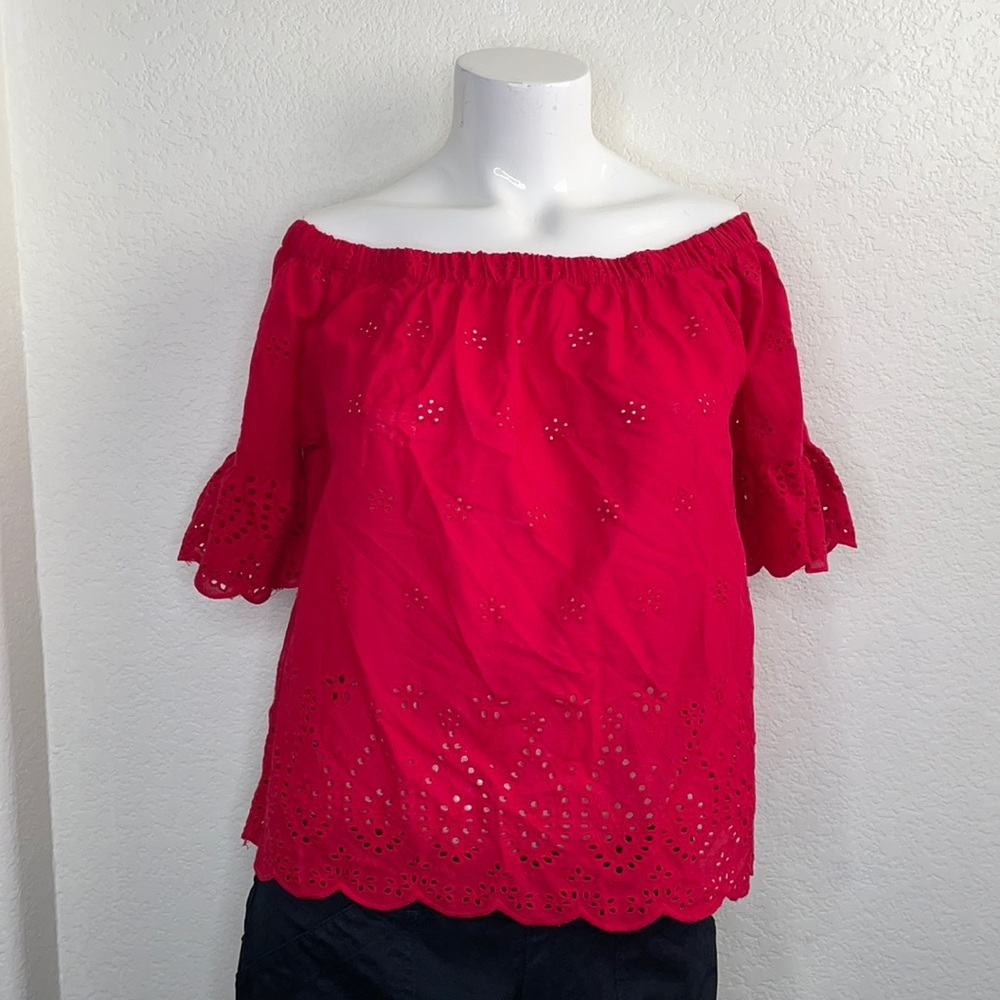 Kontrol Red Eyelet Off Shoulder Top Size L